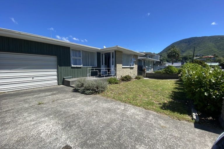 Photo of property in 18b Nelson Square, Picton, 7220