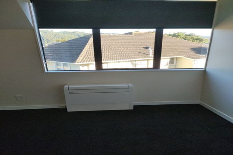 Photo of property in 17 Mcbain Grove, Avalon, Lower Hutt, 5011