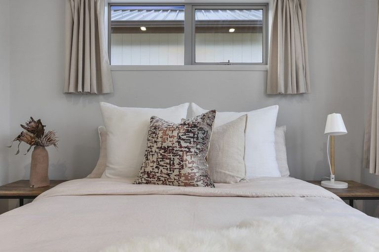 Photo of property in 9 Silvereye Road, Hobsonville, Auckland, 0616