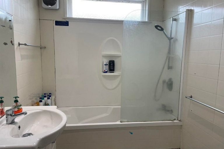 Photo of property in 121 Cook Street, West End, Palmerston North, 4410