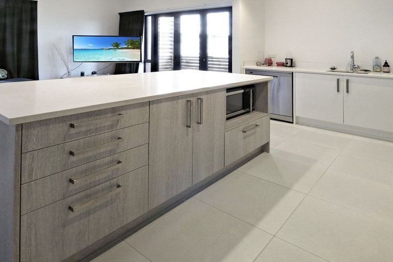 Photo of property in 4a Meteor Road, Hobsonville, Auckland, 0616