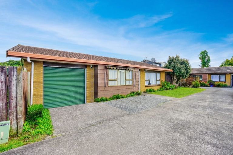 Photo of property in 2 Short Street, Papakura, 2110