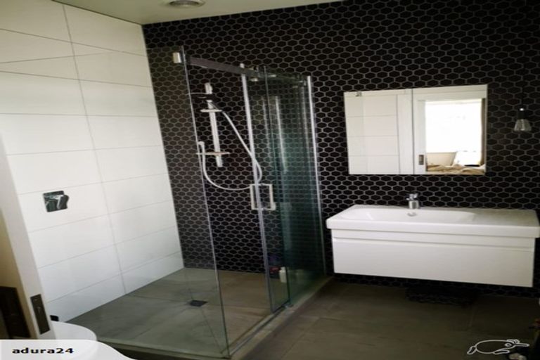 Photo of property in 52 Argentine Avenue, Miramar, Wellington, 6022