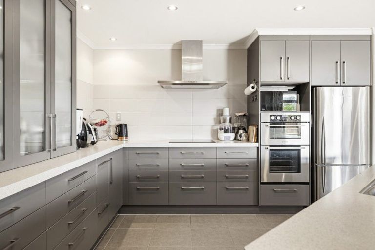 Photo of property in 557 Gloucester Road, Papamoa Beach, Papamoa, 3118