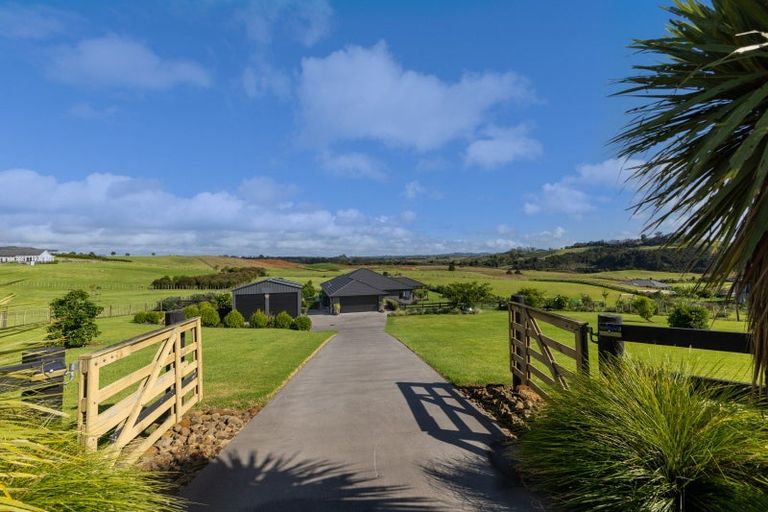 Photo of property in 3 Fernbird Grove, Kerikeri, 0294