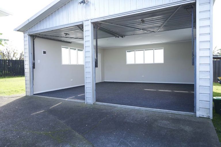 Photo of property in 39 Court Town Close, Mangere, Auckland, 2022