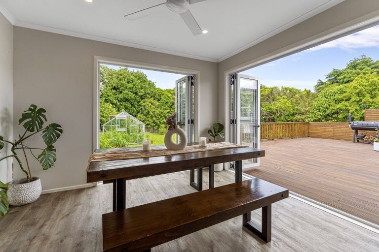 Photo of property in 38 Kaitawa Crescent, Paraparaumu, 5032