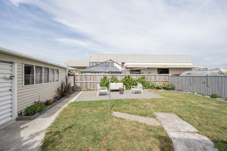 Photo of property in 15a Chisnall Street, Richmond, 7020