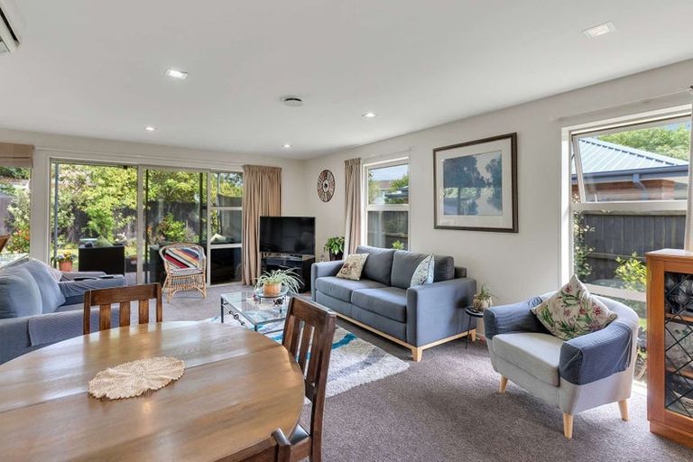 Photo of property in 2b Bank Street, Amberley, 7410