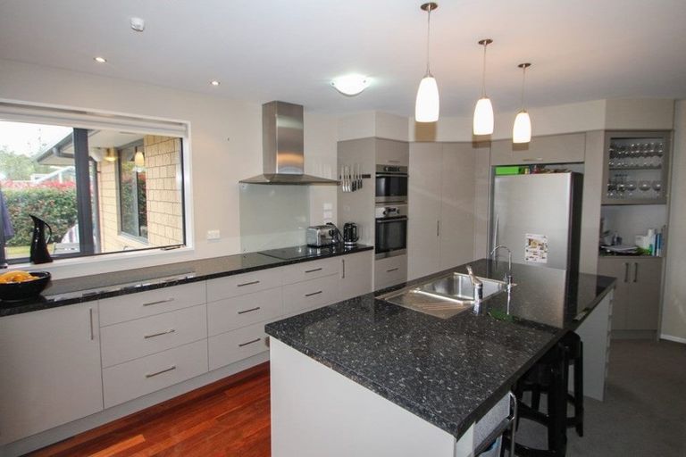 Photo of property in 14 Mcmullan Place, Oamaru North, Oamaru, 9400