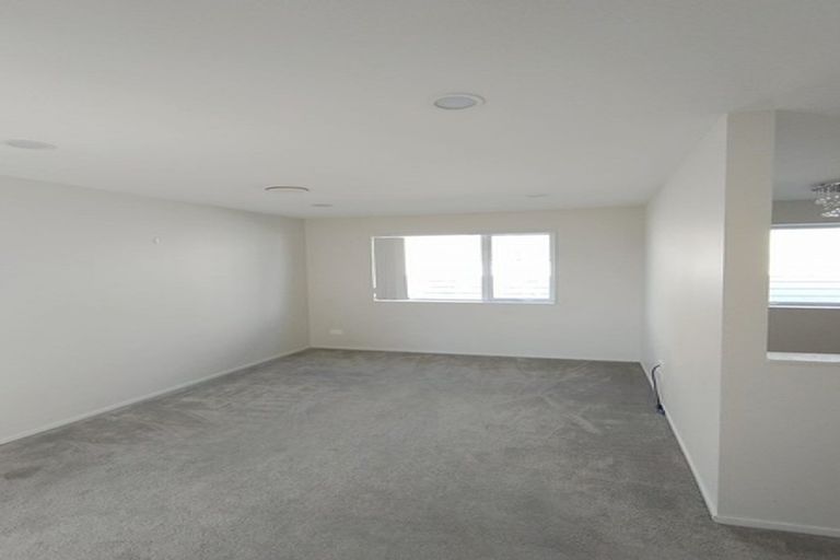 Photo of property in 75 Rosewell Crescent, Flat Bush, Auckland, 2019