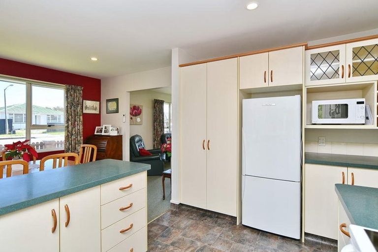 Photo of property in 52a Durham Street, Rangiora, 7400