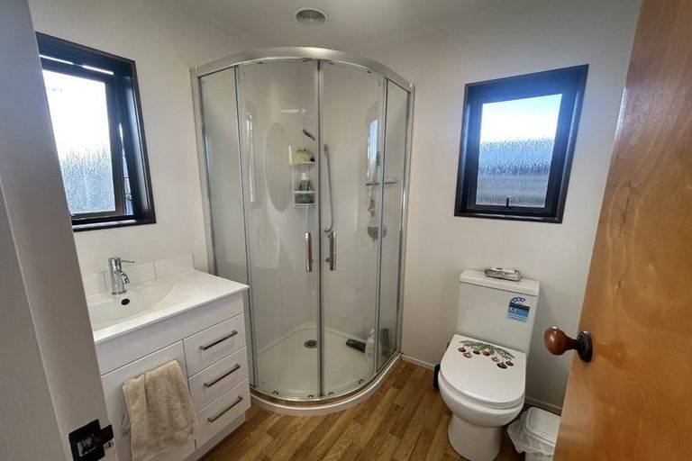 Photo of property in 3 Hodgkins Road, Waikanae Beach, Waikanae, 5036