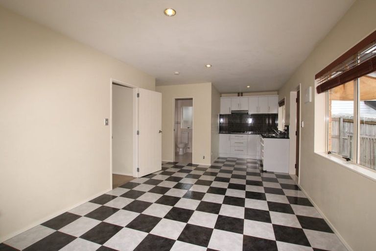 Photo of property in 26 Lismore Way, Oteha, Auckland, 0632