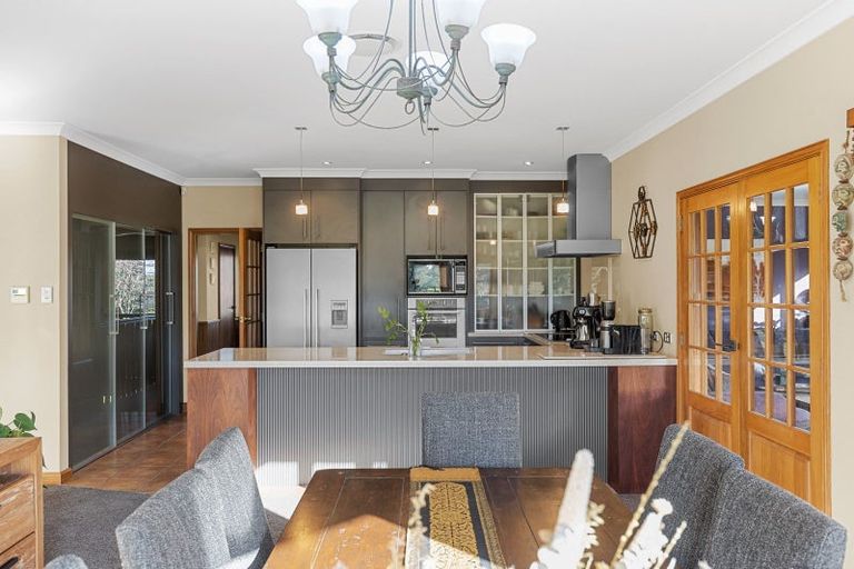 Photo of property in 445a Ruahine Street, Terrace End, Palmerston North, 4410