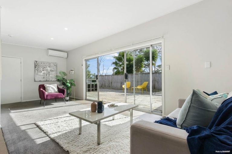 Photo of property in 135c Rosier Road, Glen Eden, Auckland, 0602