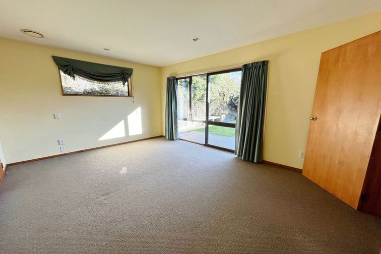Photo of property in 2/82 Middleton Road, Upper Riccarton, Christchurch, 8041
