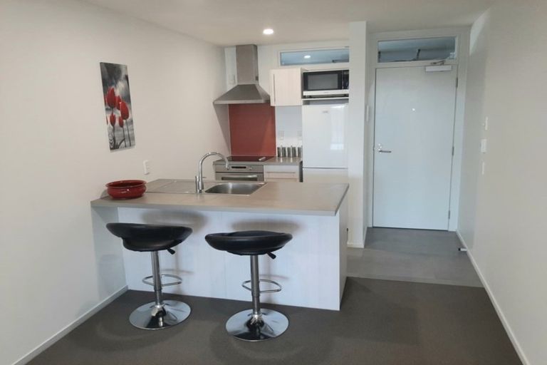 Photo of property in 2-06/424 Maunganui Road, Mount Maunganui, 3116