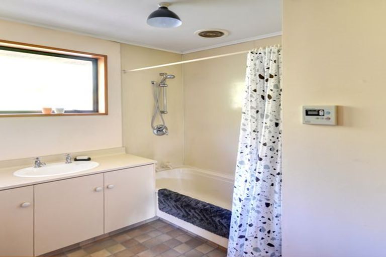 Photo of property in 24b Shand Street, Green Island, Dunedin, 9018