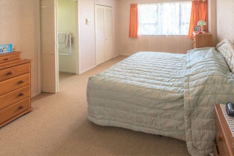 Photo of property in 3 Maugham Drive, Bucklands Beach, Auckland, 2014