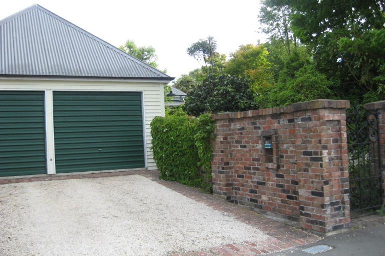 Photo of property in 116 Tennyson Street, Sydenham, Christchurch, 8023