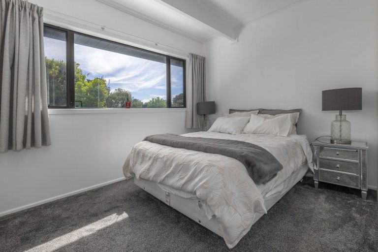 Photo of property in 16 Whyte Street, Paraparaumu Beach, Paraparaumu, 5032