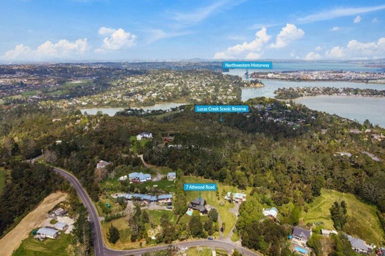 Photo of property in 7 Attwood Road, Paremoremo, Auckland, 0632