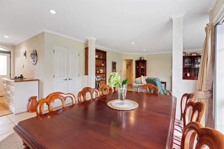 Photo of property in 34 Santa Monica Drive, Papamoa Beach, Papamoa, 3118