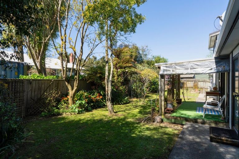 Photo of property in 38 Kings Drive, Levin, 5510