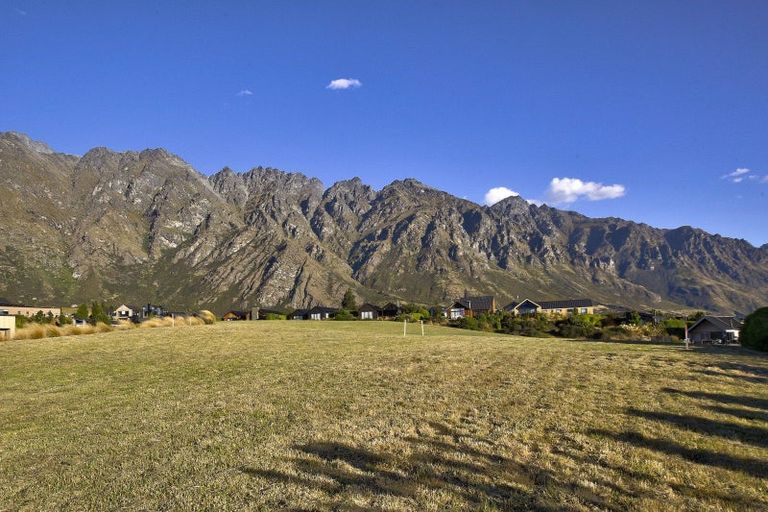 Photo of property in 8 Glenelg Lane, Jacks Point, 9371