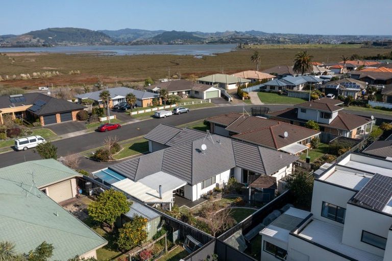 Photo of property in 60 Plateau Heights, Mount Maunganui, 3116
