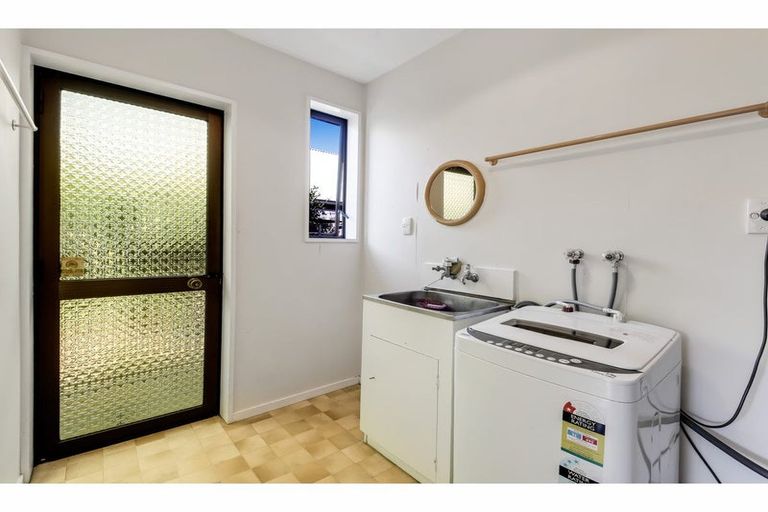 Photo of property in Carmichael Courts, 4/14 Wharenui Road, Upper Riccarton, Christchurch, 8041