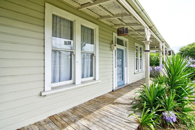 Photo of property in 83 Lincoln Road, Masterton, 5810