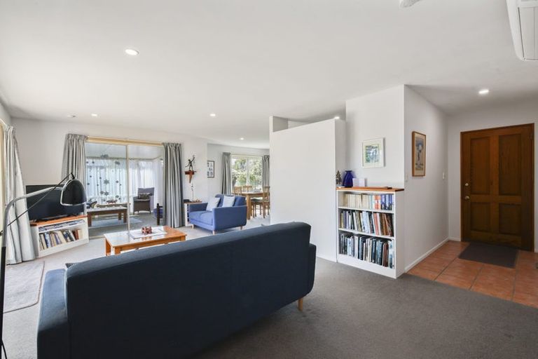 Photo of property in 16 Chamberlain Lane, Rangiora, 7400