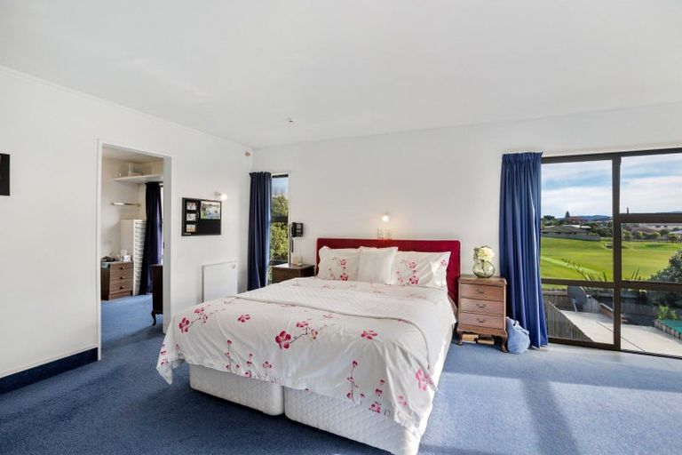 Photo of property in 23 Miro Road, Raumati South, Paraparaumu, 5032