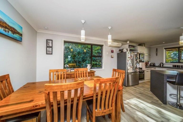 Photo of property in 16 Caplen Street, Hawera, 4610