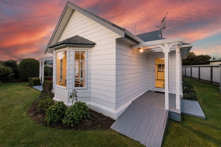 Photo of property in 14 Tarrant Place, Motueka, 7120