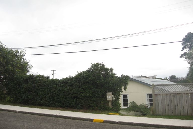 Photo of property in 27 Anaru Street, Raumati Beach, Paraparaumu, 5032