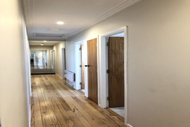 Photo of property in 39 Mason Street, New Lynn, Auckland, 0600