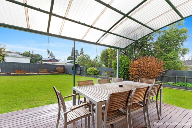Photo of property in 22 Shelton Place, Feilding, 4702