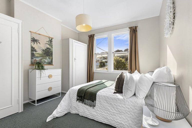 Photo of property in 28 Owen Street, Newtown, Wellington, 6021