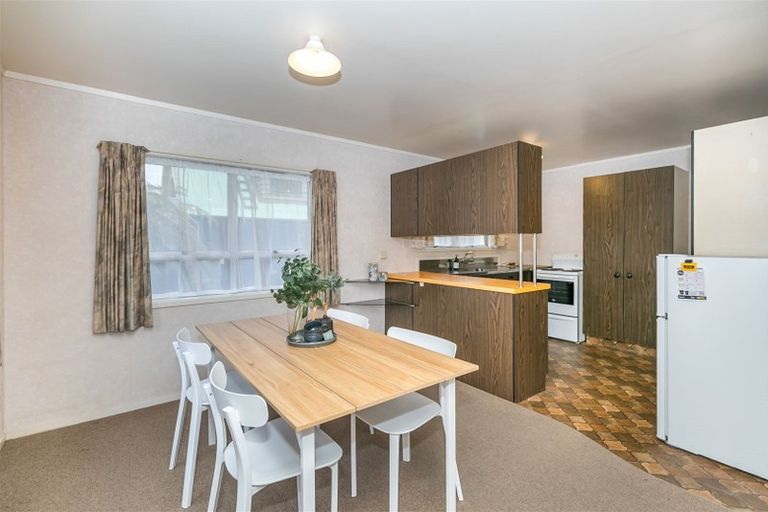 Photo of property in 2/2 Eden Avenue, Te Awamutu, 3800