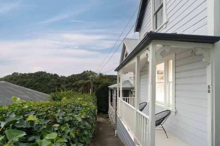 Photo of property in 5b Saint Mary Street, Thorndon, Wellington, 6011