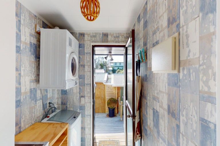 Photo of property in 120 Park Avenue, Waitarere Beach, Levin, 5510