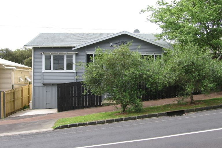 Photo of property in 11 Cockburn Street, Grey Lynn, Auckland, 1021
