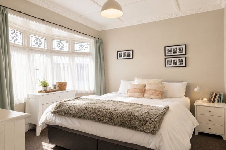 Photo of property in 38 Kensington Avenue, Petone, Lower Hutt, 5012
