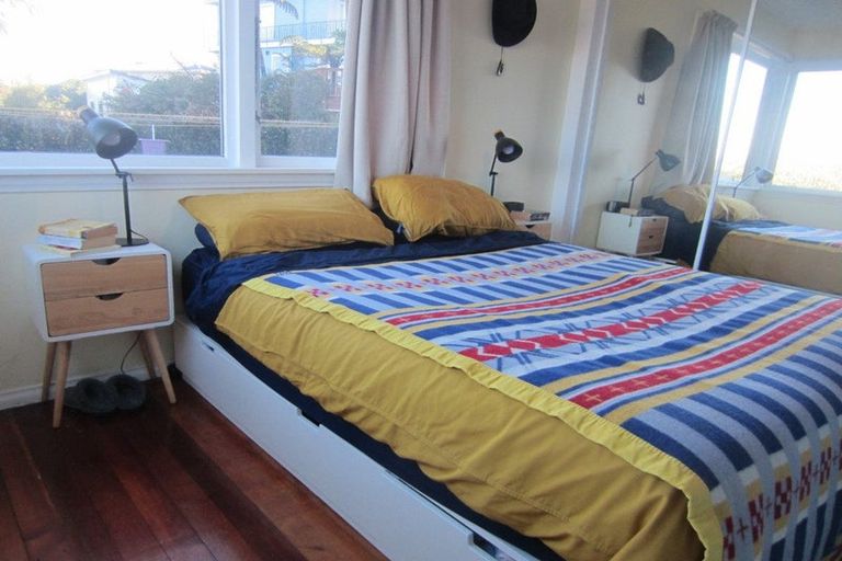 Photo of property in 49 London Road, Korokoro, Lower Hutt, 5012