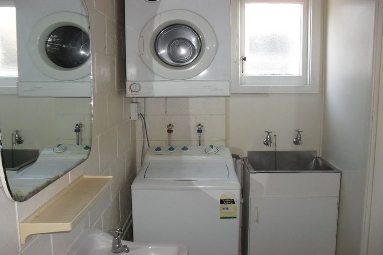 Photo of property in 56 Dundas Street, North Dunedin, Dunedin, 9016