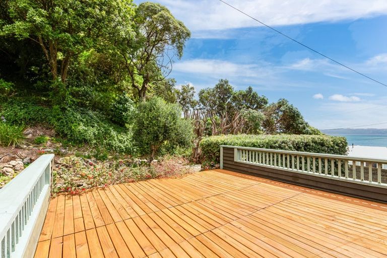 Photo of property in 455 Muritai Road, Eastbourne, Lower Hutt, 5013