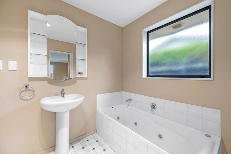 Photo of property in 49 Bayswater Crescent, Bromley, Christchurch, 8062